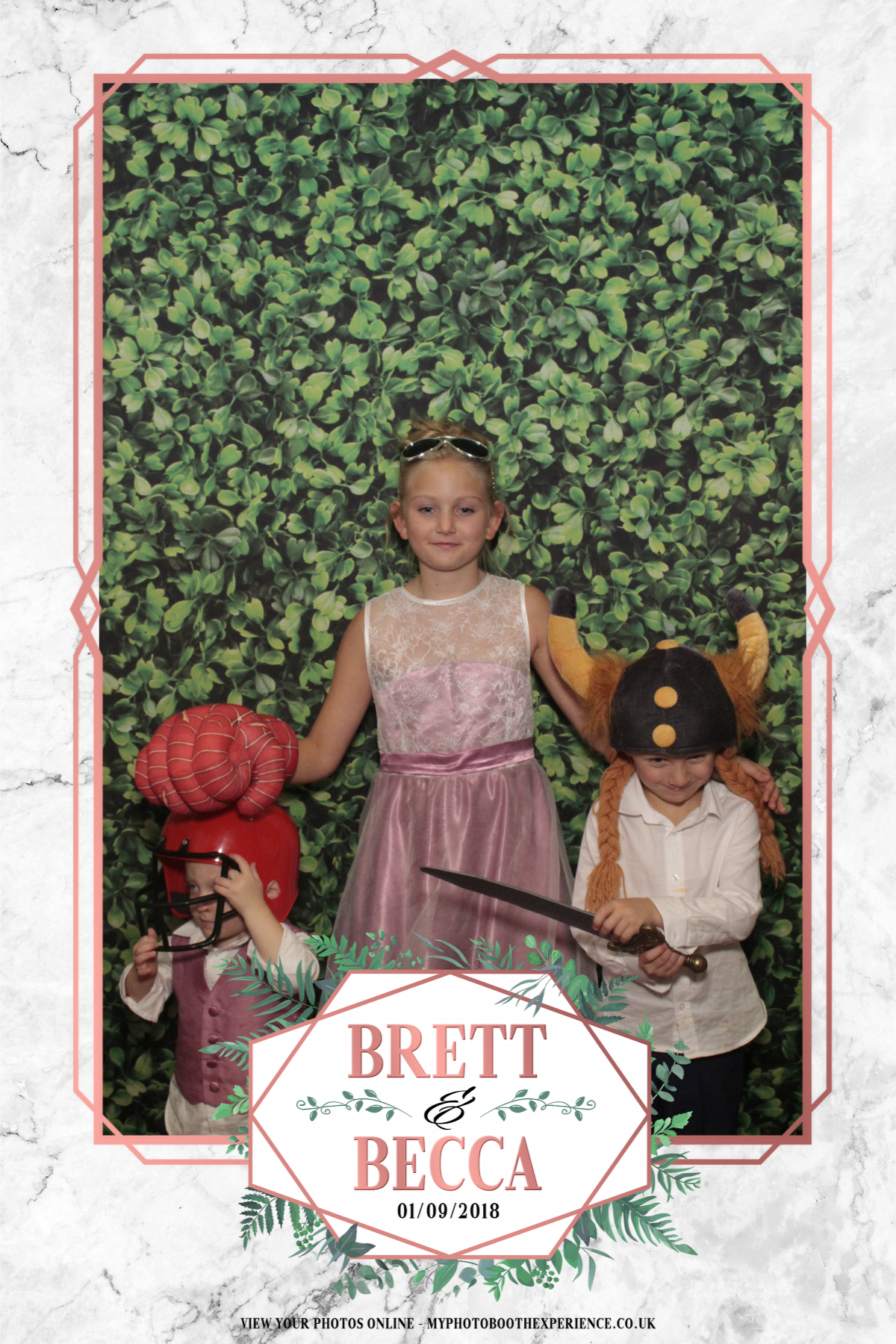 Brett & Becca's Wedding | View more photos from the event at gallery.myphotoboothexperience.co.uk/u/MyPhotoBoothExperienceLtd/Brett-Beccas-Wedding